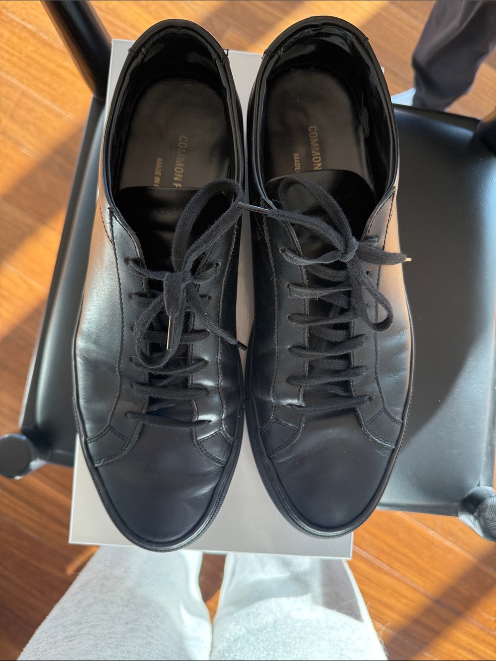 Men’s Common Projects Black Leather Low-Top Lace-Up Sneakers